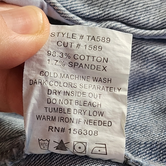 L.T.J (Letter to Juliet) distressed modern casual denim jacket Size Large NEW - Picture 10 of 12